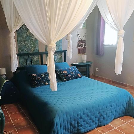 Une Chambre En Provence Correns Exterior foto